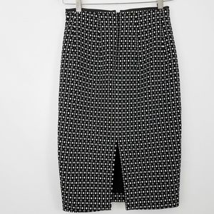 2912148 Black-White Check Pencil Skirt